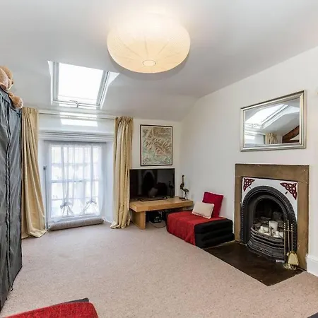 Holiday home Fern Hse Grassington; Yet Quiet & Parking Grassington