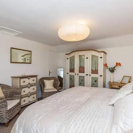 Casa vacanze Fern Hse Grassington; Yet Quiet & Parking